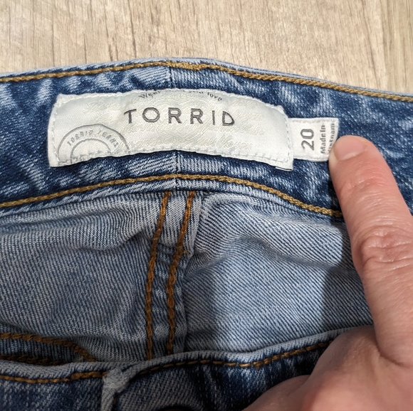 Torrid Skinny Jeans - Picture 8 of 10